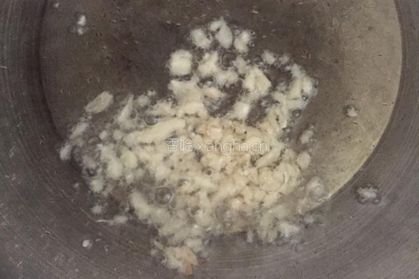 肉沫虾仁丝瓜汤的做法图解3