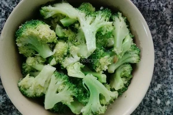 蒜蓉西兰花的做法图解9