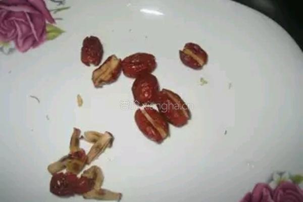 虫草花炖鸭汤的做法图解4