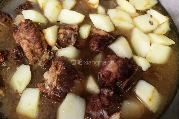 排骨炖土豆的做法图解12