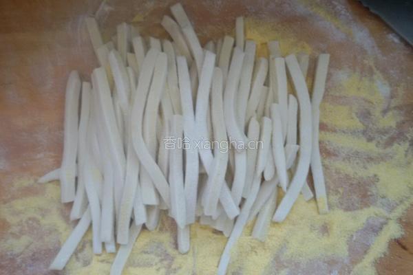 风味炒疙瘩的做法图解5