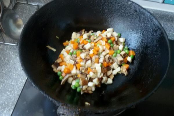 风味炒疙瘩的做法图解10
