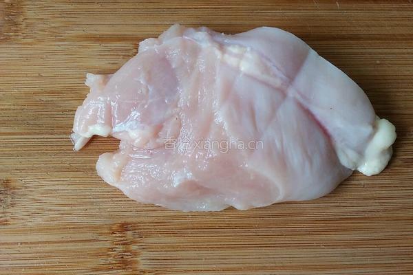 麻辣鸡肉片的做法图解1