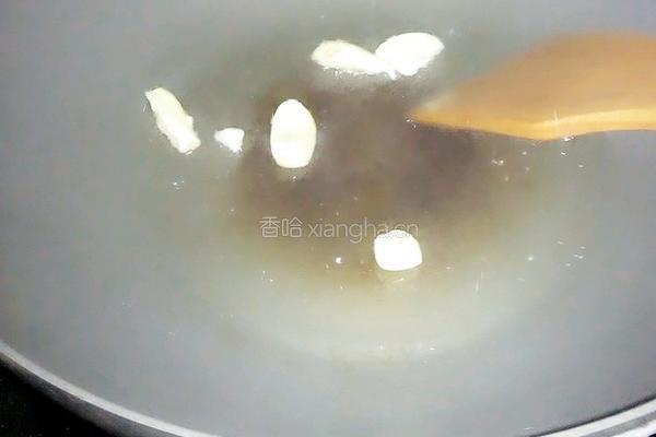 火腿肠炒黄瓜的做法图解5