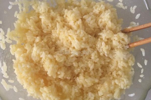 虾仁儿炒饭的做法图解3