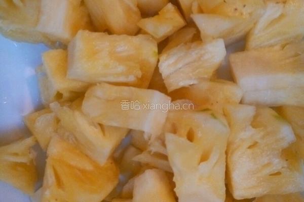 箥箩炒鸡肉青椒的做法图解2