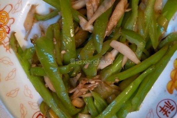 箥箩炒鸡肉青椒的做法图解4