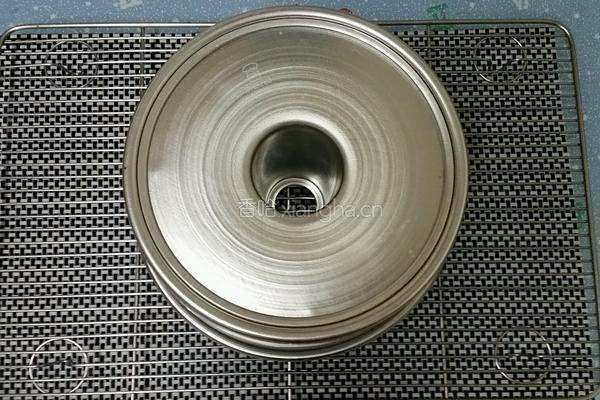 抹茶戚風蛋糕的做法图解9