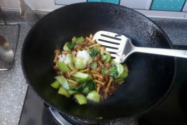 蚝油蟹味菇的做法图解7