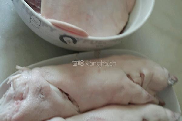 鹵水豬腳。的做法图解1