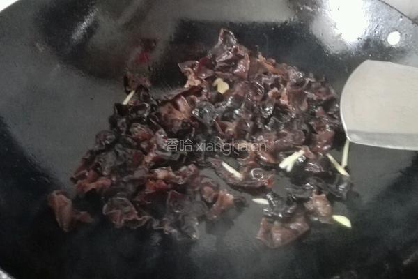 木耳娃娃菜的做法图解5