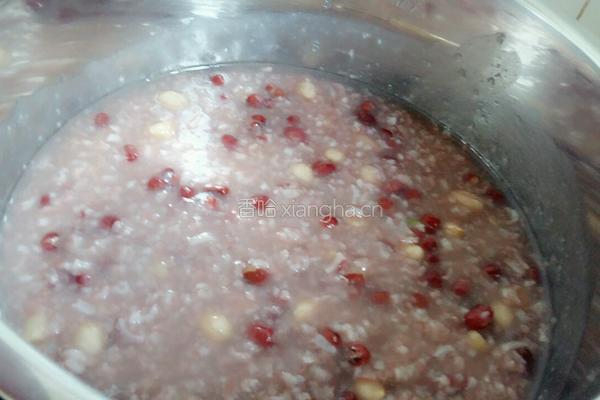 红豆花生粥的做法图解9