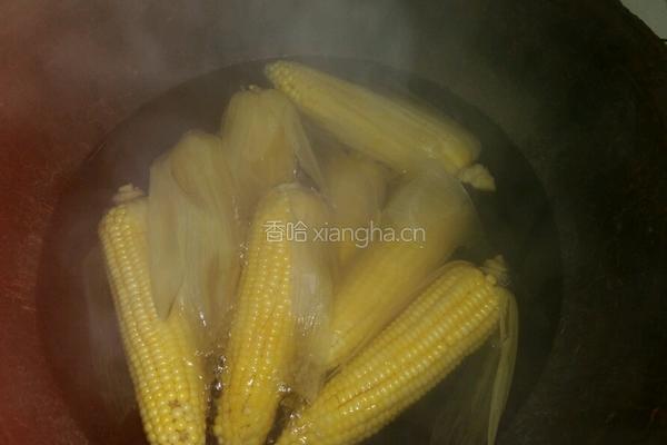 东北大锅煮玉米的做法图解3