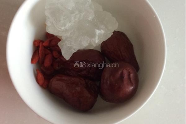 木瓜银耳红枣粥的做法图解4