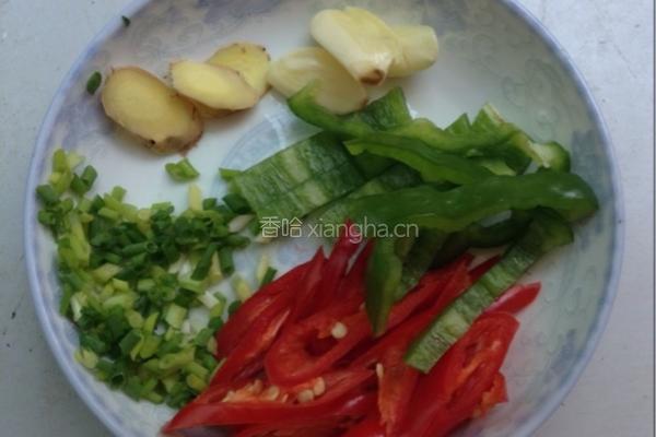 洋葱木耳炒肉的做法图解5