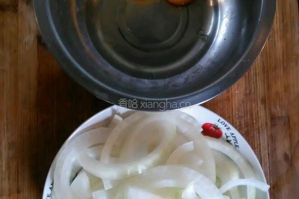 洋葱炒鸡蛋的做法图解1