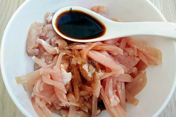 香辣肉丝的做法图解1