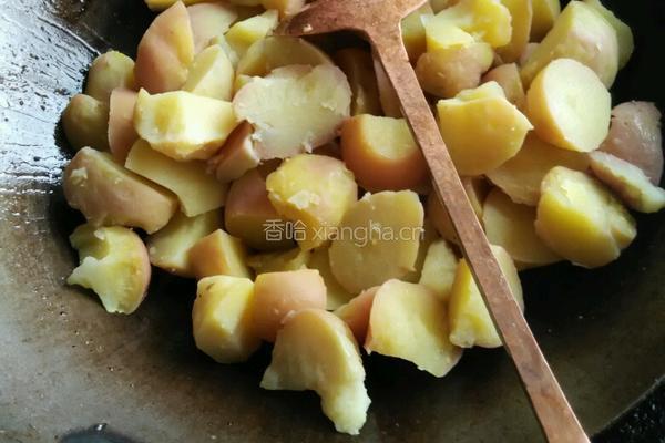炕洋芋的做法图解4