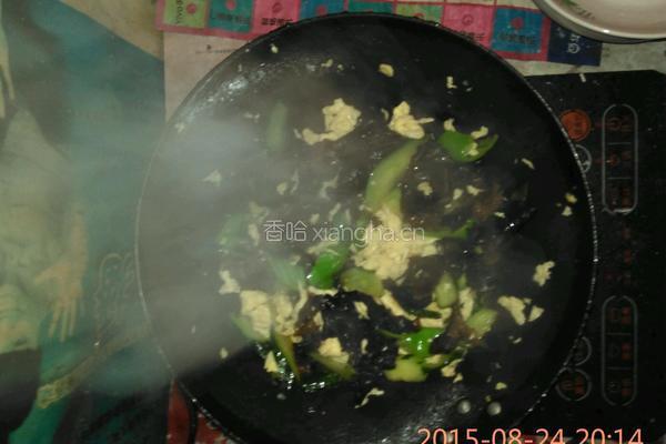木耳黄瓜鸡蛋的做法图解4