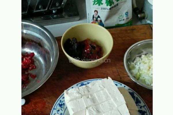 麻婆豆腐的做法图解1