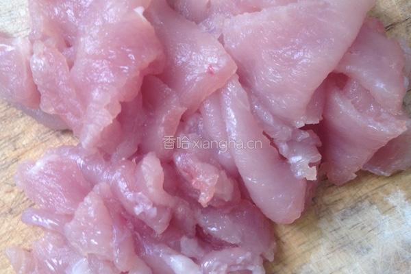 肉片炒洋葱的做法图解1