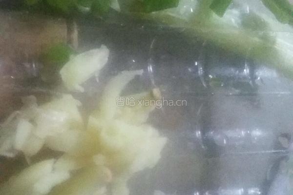 瘦肉炒长豆的做法图解4