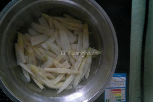 细笋彩椒烩肉的做法图解3