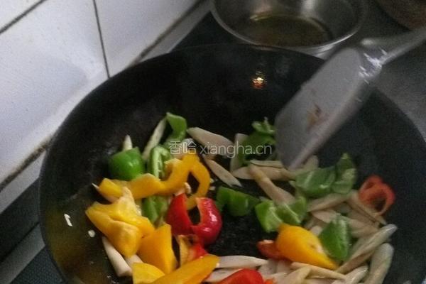 细笋彩椒烩肉的做法图解8