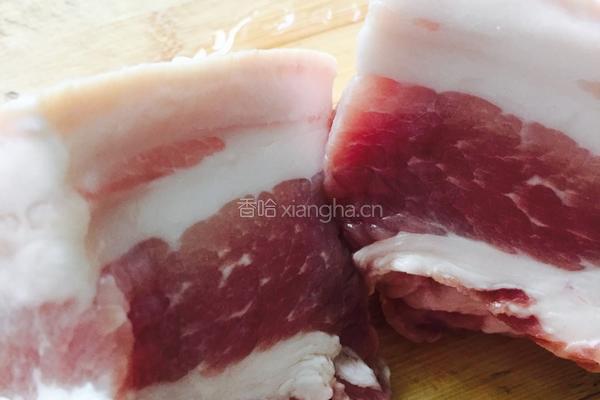梅干扣肉的做法图解1