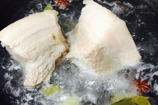 梅干扣肉的做法图解3