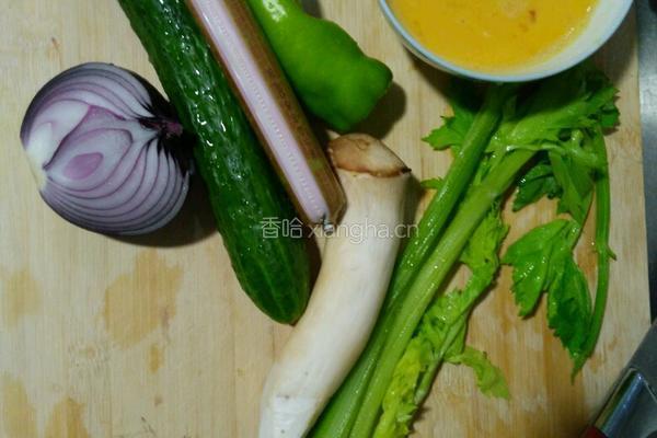 时蔬炒饭的做法图解1