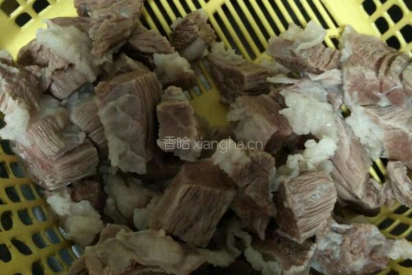 红烧牛腩的做法图解2