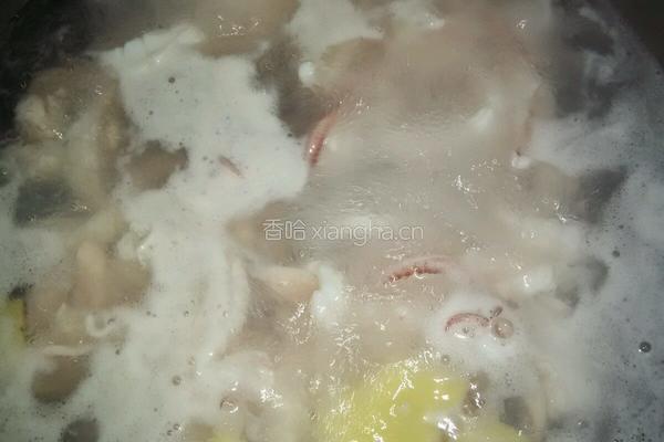 西兰花炒犹鱼的做法图解3