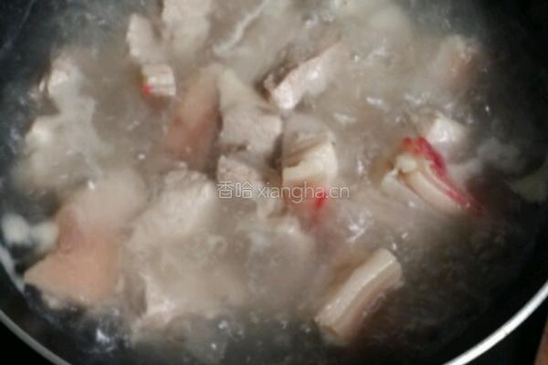 农家小炒肉的做法图解1