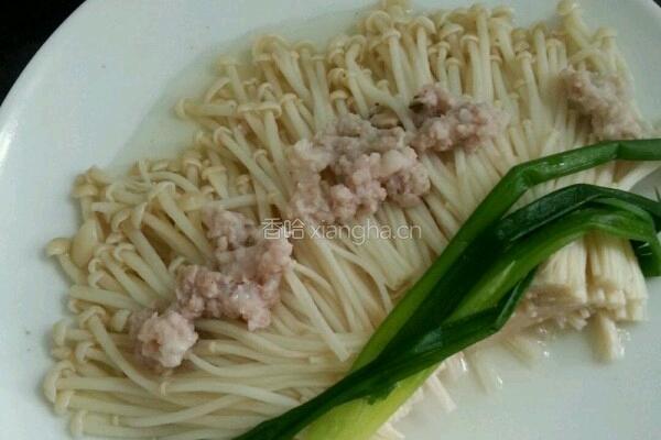 肉末茄汁金针菇的做法图解4