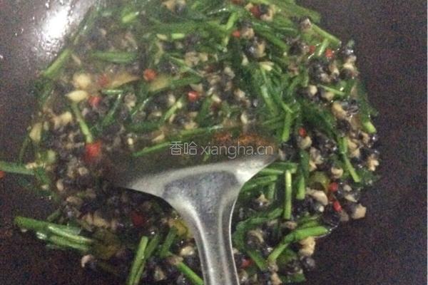 韭菜炒螺丝肉的做法图解6