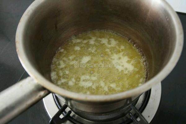 红豆抹茶舒芙蕾蛋卷的做法图解1