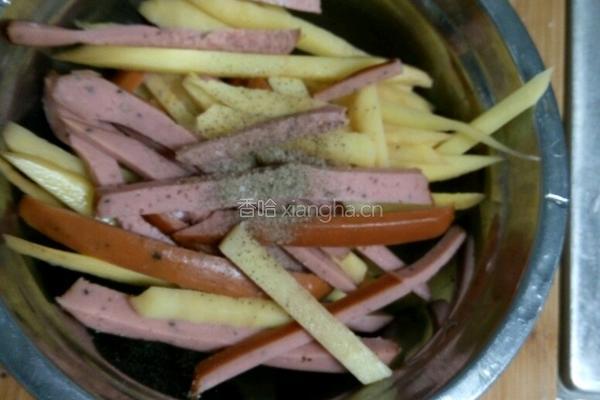 土豆香肠饼的做法图解1