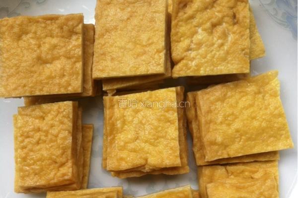 豆瓣炒豆腐干的做法图解1