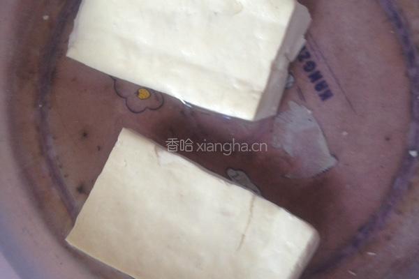 辣椒嫩豆腐的做法图解2