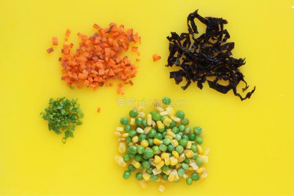 虾仁儿炒饭的做法图解2
