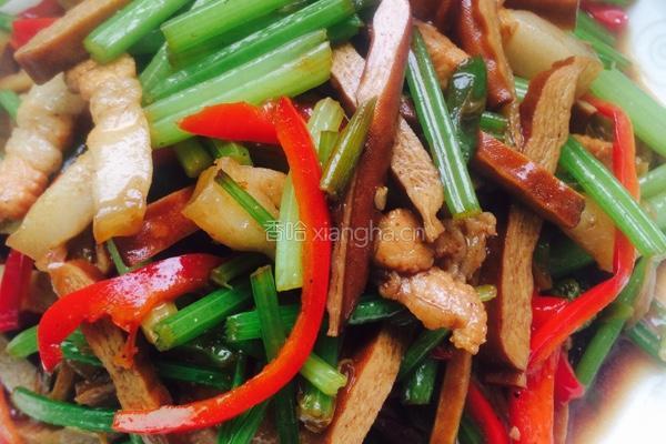 香芹茶干炒肉丝的做法图解8