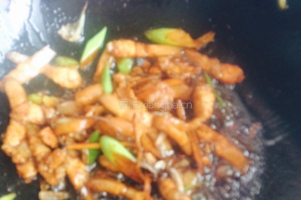 香芹茶干炒肉丝的做法图解6