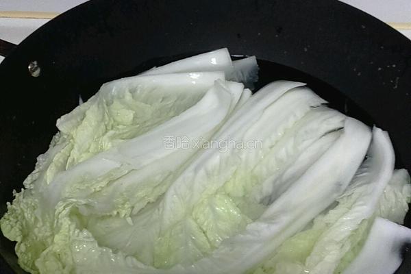 五彩薏米浇白菜的做法图解5