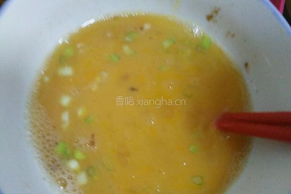 鸡蛋拌面的做法图解1