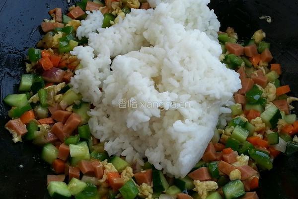 咖喱炒饭的做法图解4