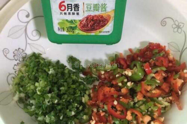 香辣干锅土豆片的做法图解2