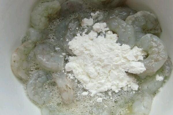 炒虾仁的做法图解4