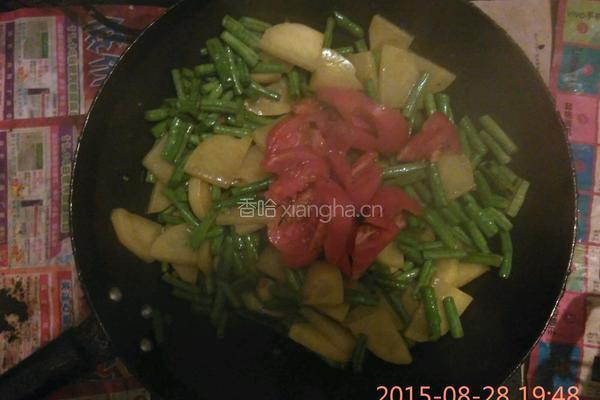 土豆烧豆角的做法图解5