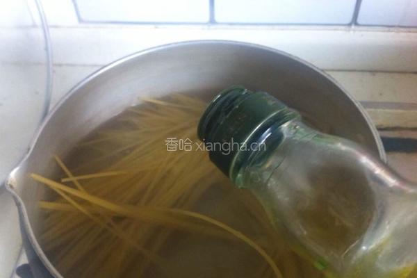 海鲜意大利面的做法图解15